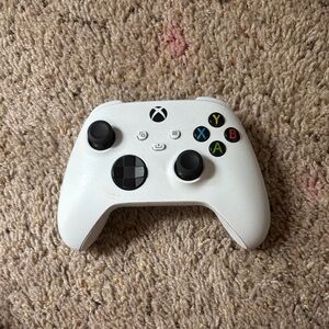 Xbox Wireless Controller - White